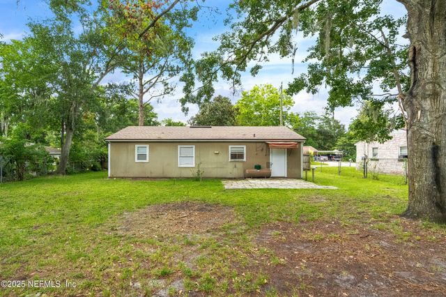 5546 GREEN FOREST Drive, Jacksonville, FL 32244