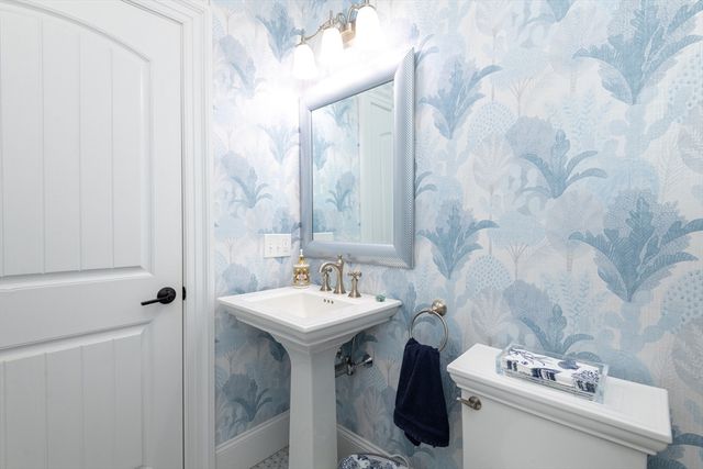 22 Oldham Road, Arlington, MA 02474