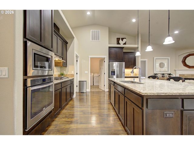 2308 Nw 5TH St, Battle Ground, WA 98604