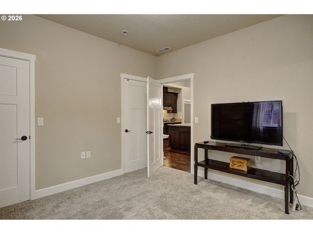 2308 Nw 5TH St, Battle Ground, WA 98604