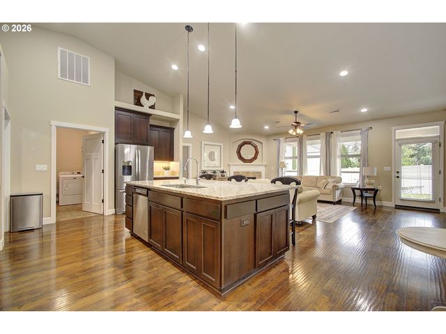 2308 Nw 5TH St, Battle Ground, WA 98604