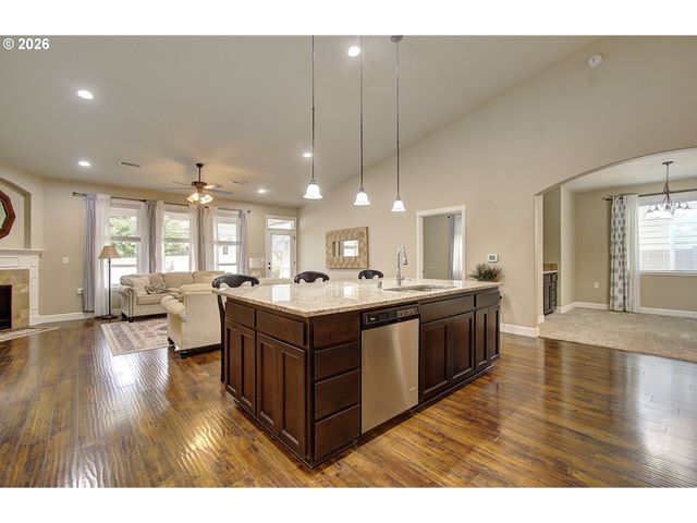 2308 Nw 5TH St, Battle Ground, WA 98604