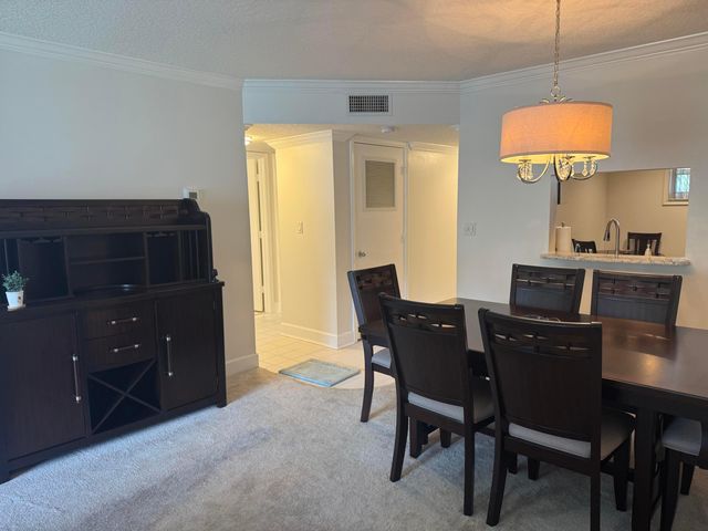 1075 Riverside Drive 303, Coral Springs, FL 33071
