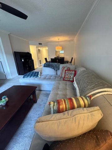 1075 Riverside Drive 303, Coral Springs, FL 33071