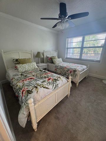 1075 Riverside Drive 303, Coral Springs, FL 33071