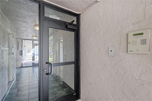 1075 Riverside Drive 303, Coral Springs, FL 33071