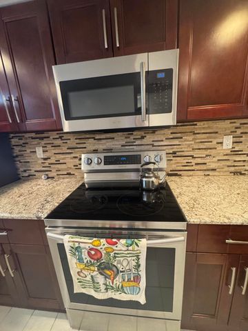 1075 Riverside Drive 303, Coral Springs, FL 33071