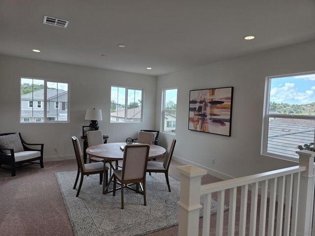 3140 Smith Place, Escondido, CA 92027