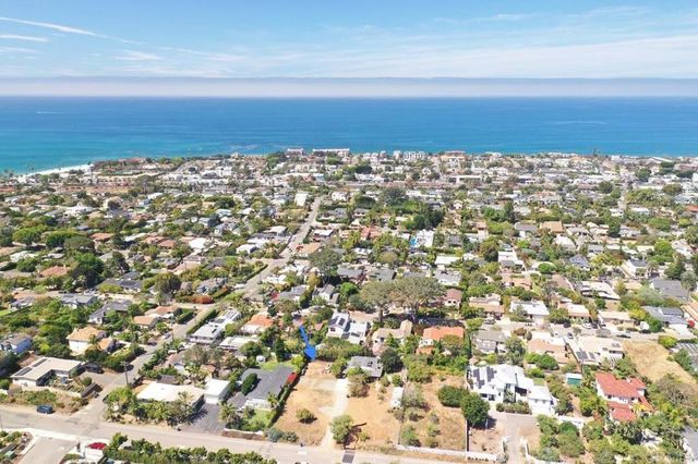 936 Devonshire Drive, Encinitas, CA 92024
