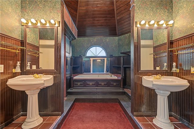 1415 Clear Creek Drive, Springdale, AR 72764