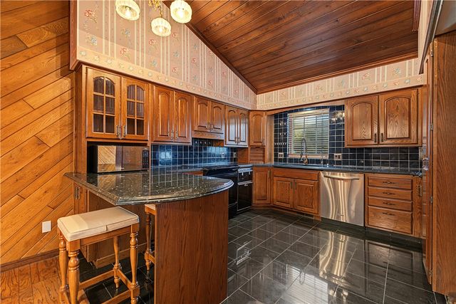 1415 Clear Creek Drive, Springdale, AR 72764