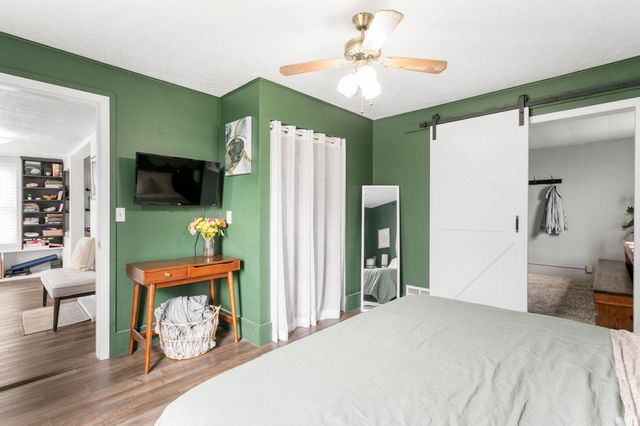 940 S 34Th Street, South Bend, IN 46615