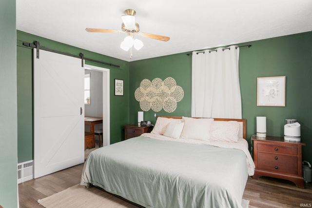 940 S 34Th Street, South Bend, IN 46615