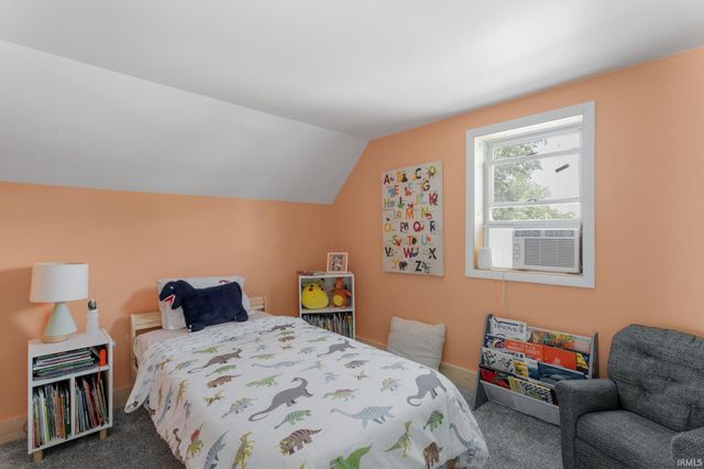 940 S 34Th Street, South Bend, IN 46615