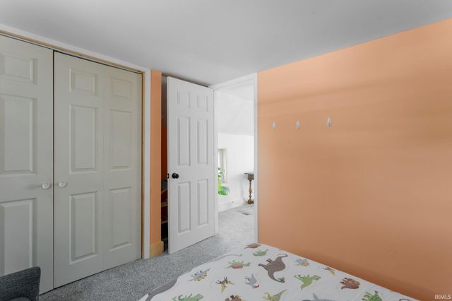 940 S 34Th Street, South Bend, IN 46615