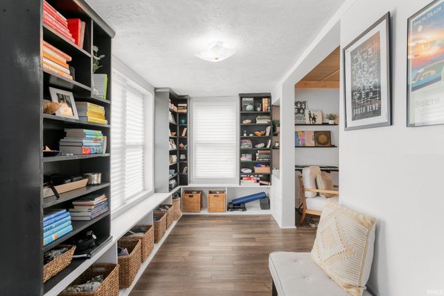 940 S 34Th Street, South Bend, IN 46615
