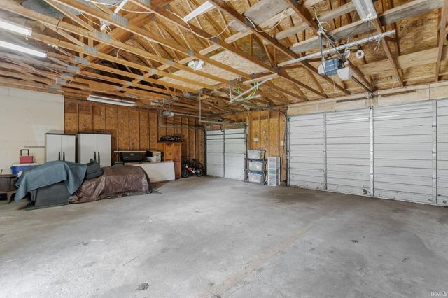 940 S 34Th Street, South Bend, IN 46615