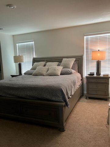3048 Stones Ln, Stockton, CA 95212