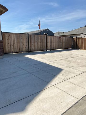 3048 Stones Ln, Stockton, CA 95212