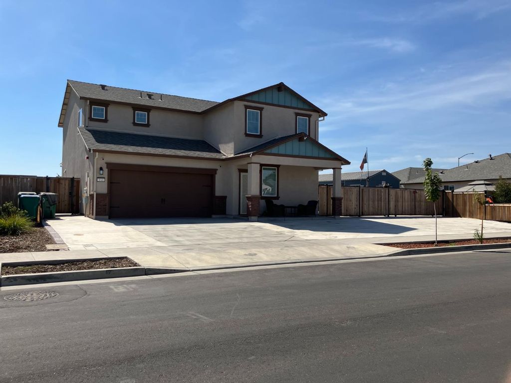 3048 Stones Ln, Stockton, CA 95212