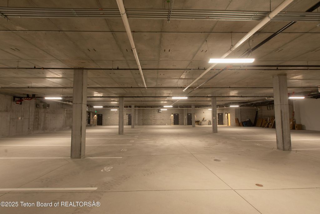 165 N GLENWOOD Street 29, Jackson, WY 83001 photo 29