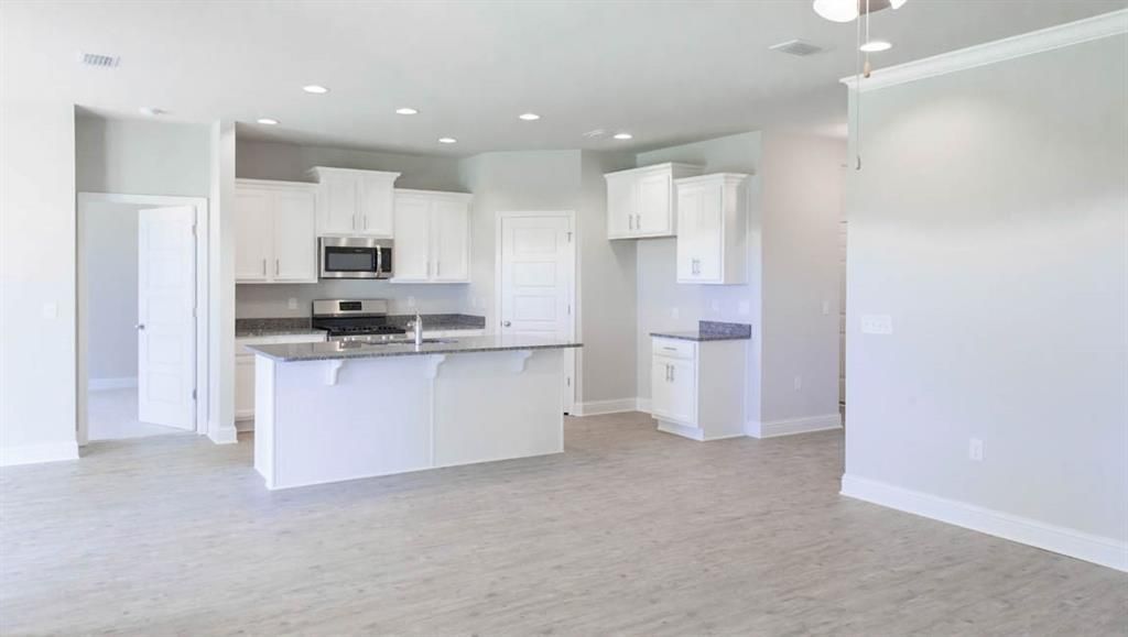 7610 Anglebrook Road S, Mobile, AL 36695 — photo 3