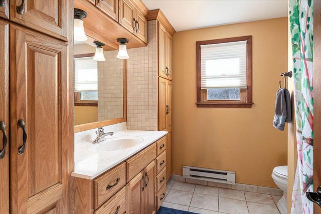 414 S East AVENUE, Viroqua, WI 54665