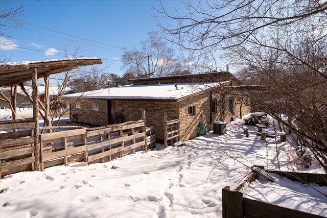 414 S East AVENUE, Viroqua, WI 54665