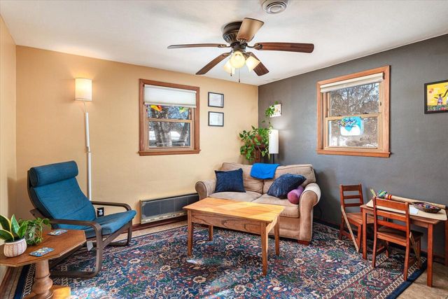 414 S East AVENUE, Viroqua, WI 54665