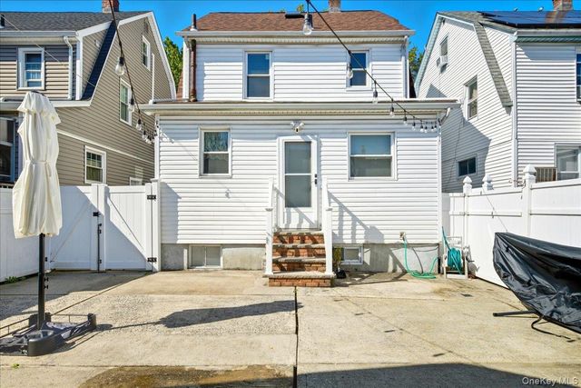 88-37 249th Street, Bellerose, NY 11426