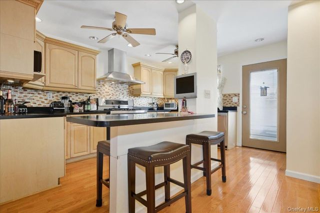 88-37 249th Street, Bellerose, NY 11426