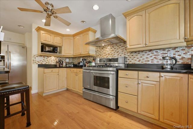 88-37 249th Street, Bellerose, NY 11426