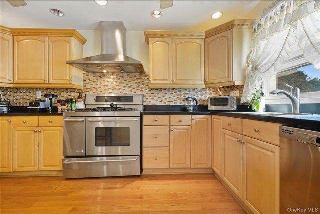 88-37 249th Street, Bellerose, NY 11426