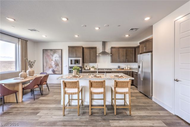 844 Kassie Lake Way, North Las Vegas, NV 89084