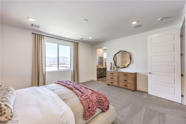 844 Kassie Lake Way, North Las Vegas, NV 89084