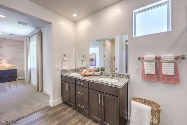 844 Kassie Lake Way, North Las Vegas, NV 89084