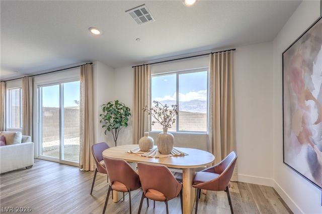 844 Kassie Lake Way, North Las Vegas, NV 89084
