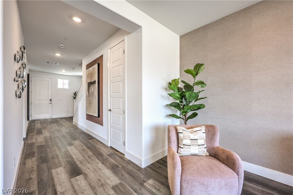 844 Kassie Lake Way, North Las Vegas, NV 89084 — photo 2