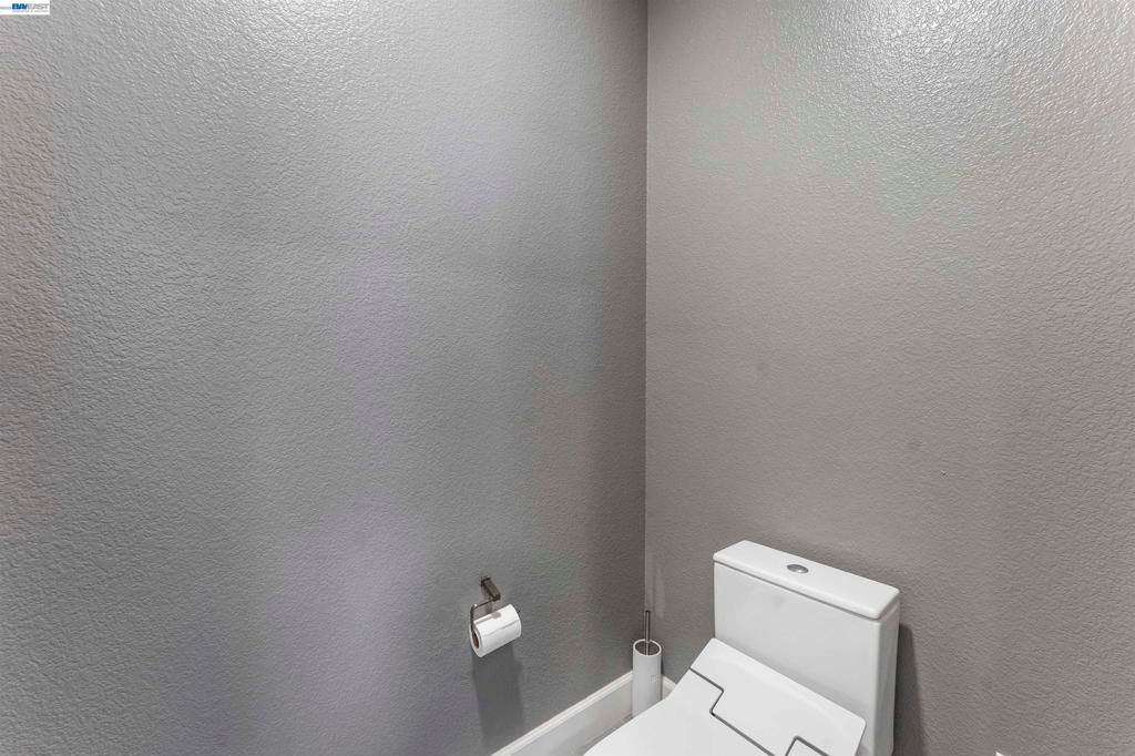 Image 34 of property listing at 37160 Aleppo Dr, Newark, CA 94560