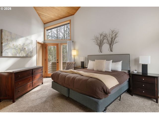 17926 PLAYOFF Ln, Sunriver, OR 97707