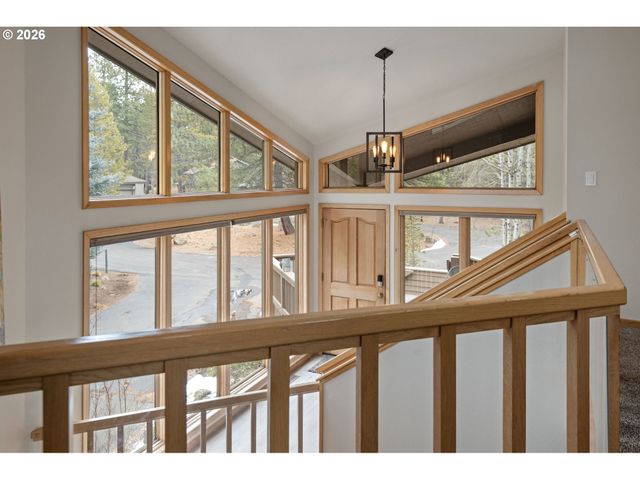 17926 PLAYOFF Ln, Sunriver, OR 97707