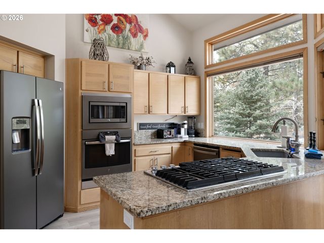 17926 PLAYOFF Ln, Sunriver, OR 97707