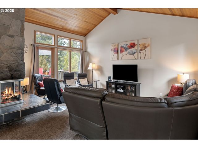 17926 PLAYOFF Ln, Sunriver, OR 97707