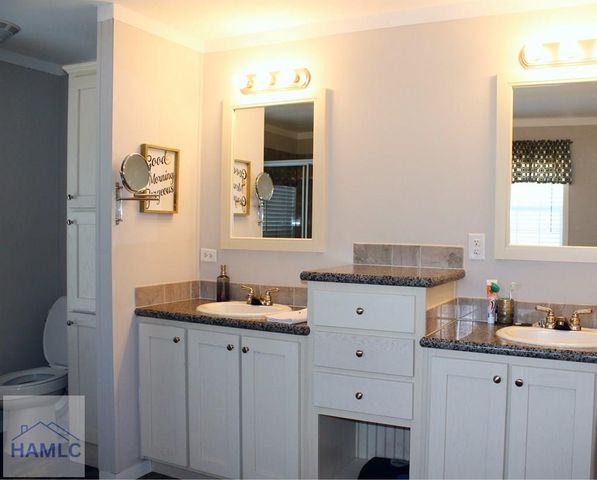 876 Hires Road, Jesup, GA 31545