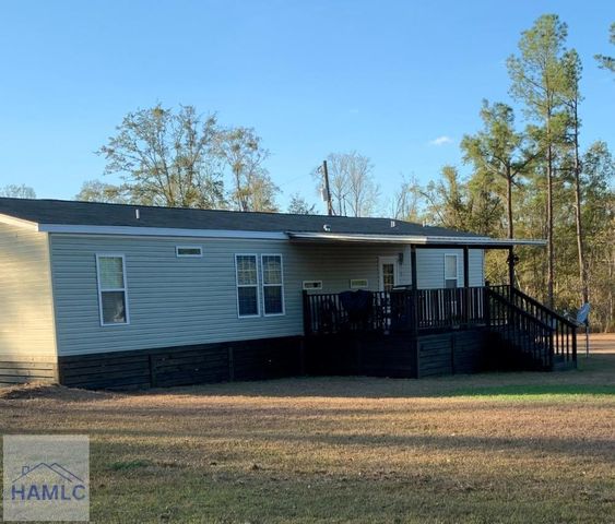 876 Hires Road, Jesup, GA 31545
