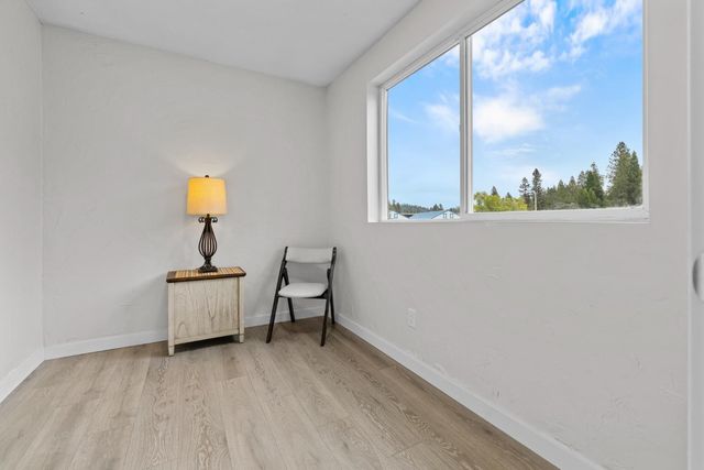 214 N Main St, Colfax, CA 95713