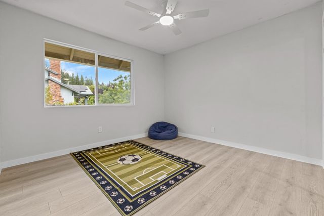 214 N Main St, Colfax, CA 95713