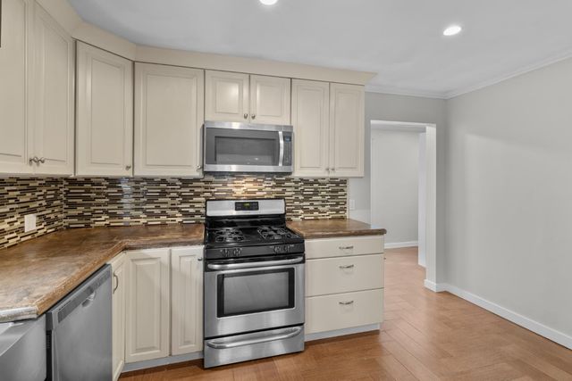 214 N Main St, Colfax, CA 95713