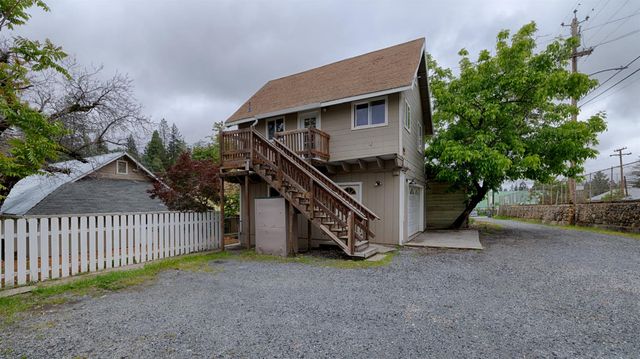 214 N Main St, Colfax, CA 95713