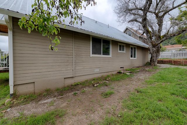 214 N Main St, Colfax, CA 95713